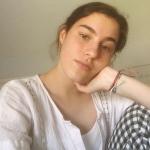 Meet your Posher, Lily